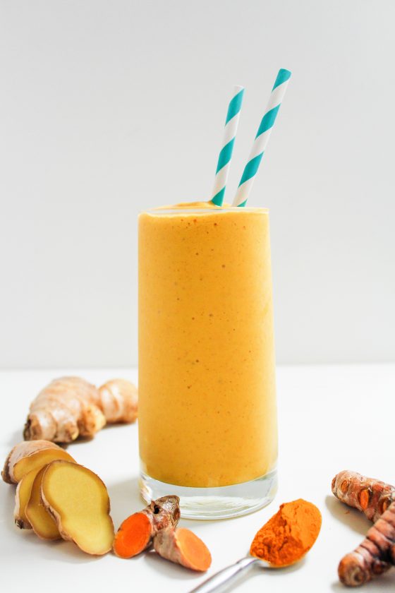 Ginger Turmeric Smoothie Recipe with Mango | fANNEtastic food