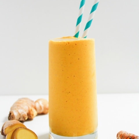 Ginger Turmeric Smoothie Recipe with Mango | fANNEtastic food