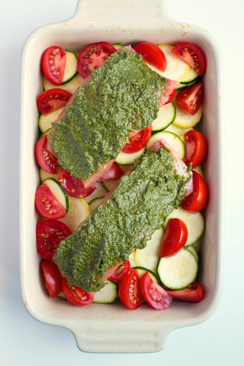 Baked Pesto Salmon With Veggies - FANNEtastic Food