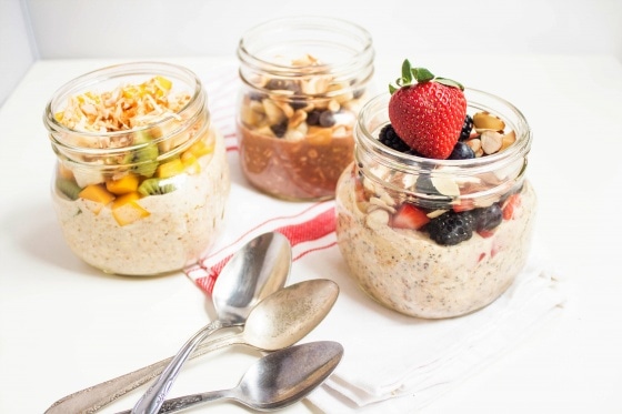 Almond Milk Overnight Oats With Berries - Fannetastic Food