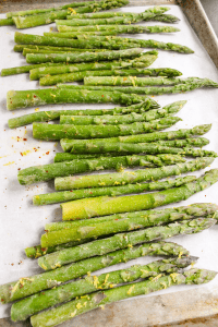 How to Cook Frozen Asparagus (+ Recipe Ideas!) - fANNEtastic food