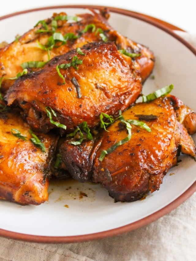 Slow Cooker Balsamic Chicken Recipe - fANNEtastic food