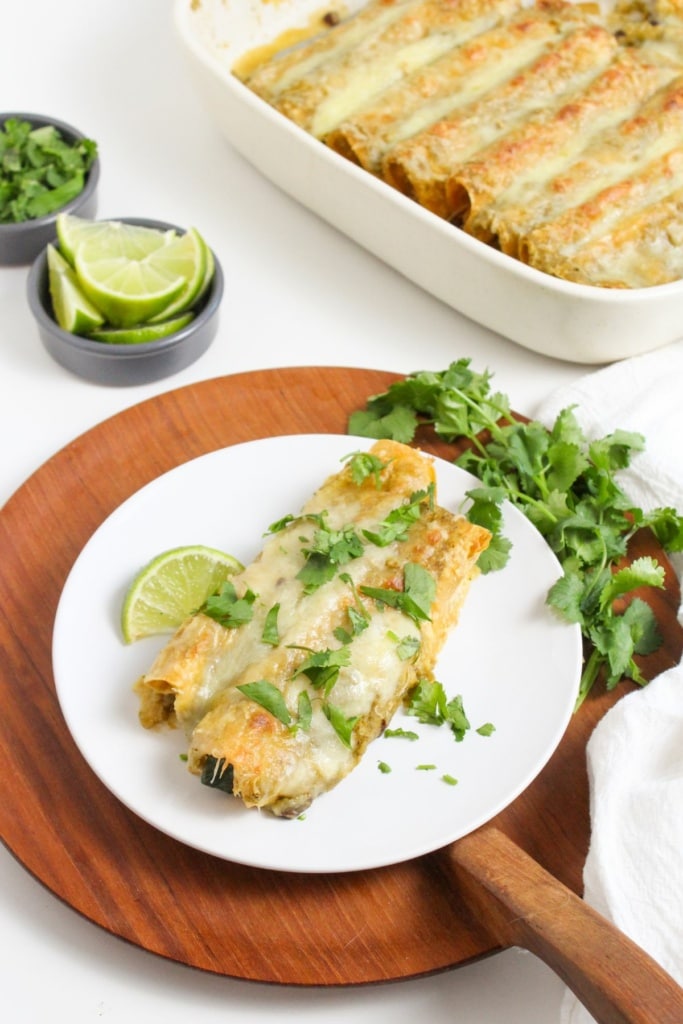 Crock Pot Chicken Enchiladas Verde - Karinokada