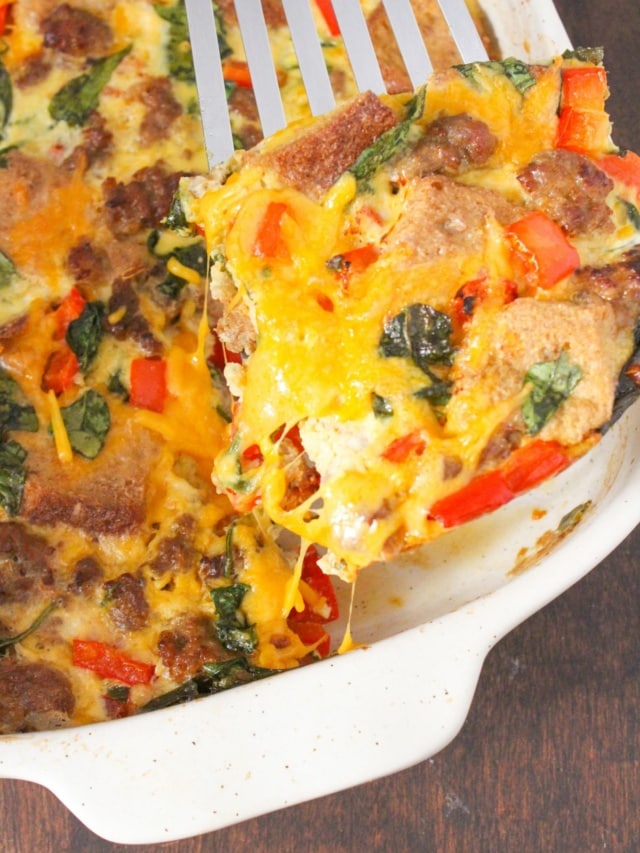 Sausage Egg Breakfast Bake Recipe - FANNEtastic Food