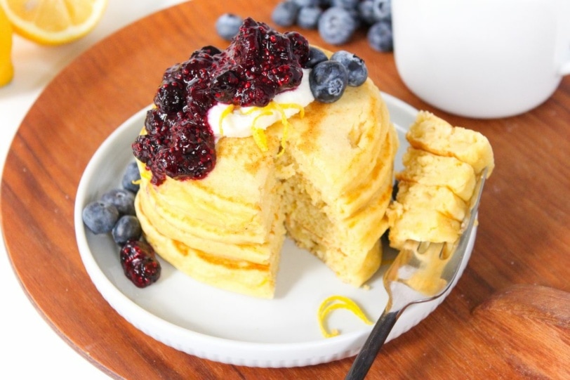 10-Minute Easy Blueberry Chia Jam with Maple Syrup - fANNEtastic food