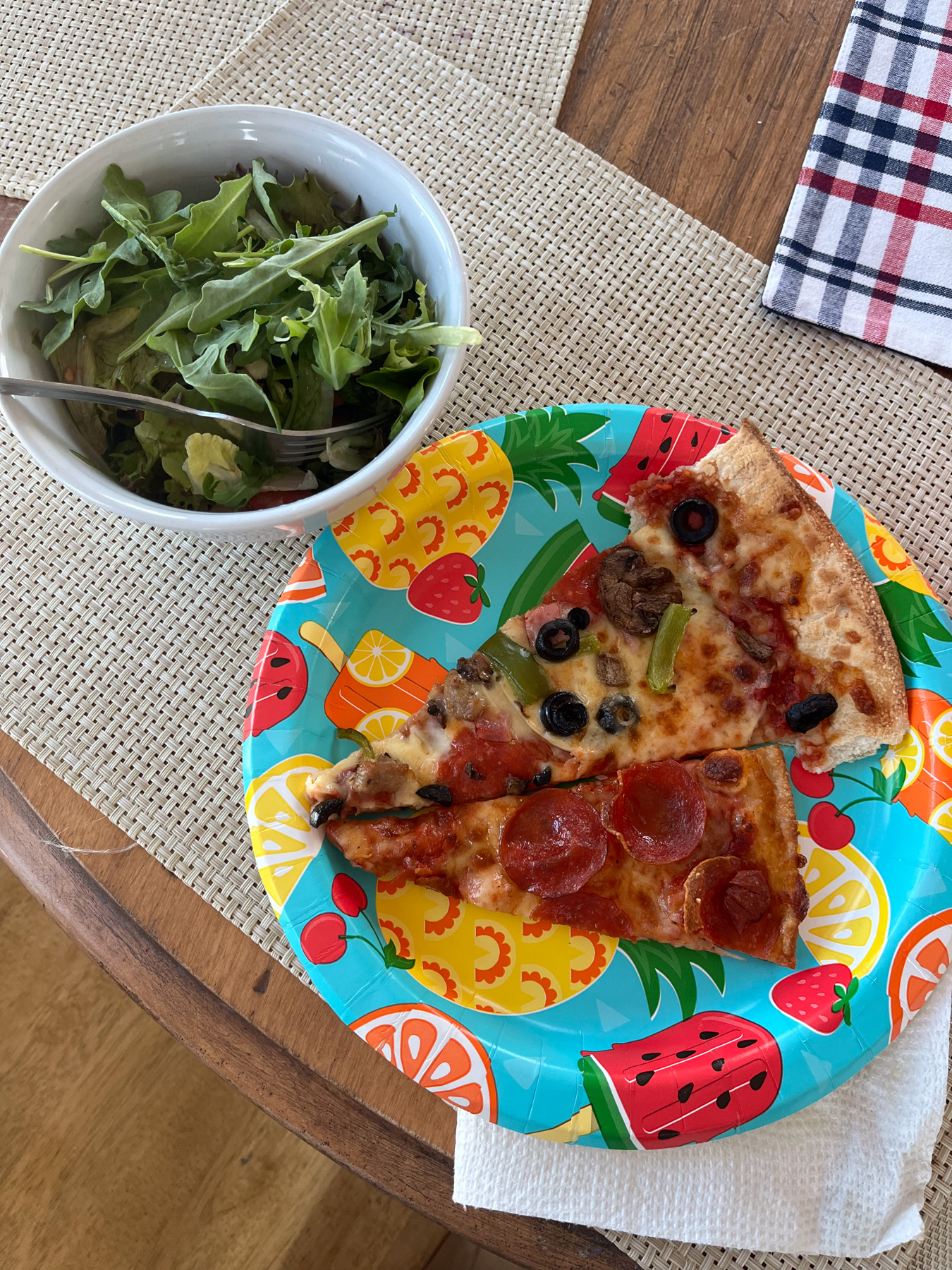 pizza and salad